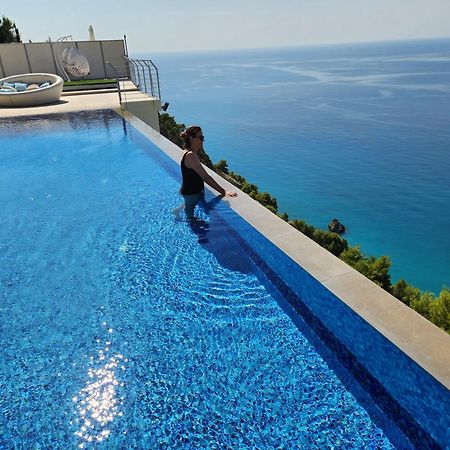 Okeanos Luxury Villas - Resort Athanion Ngoại thất bức ảnh