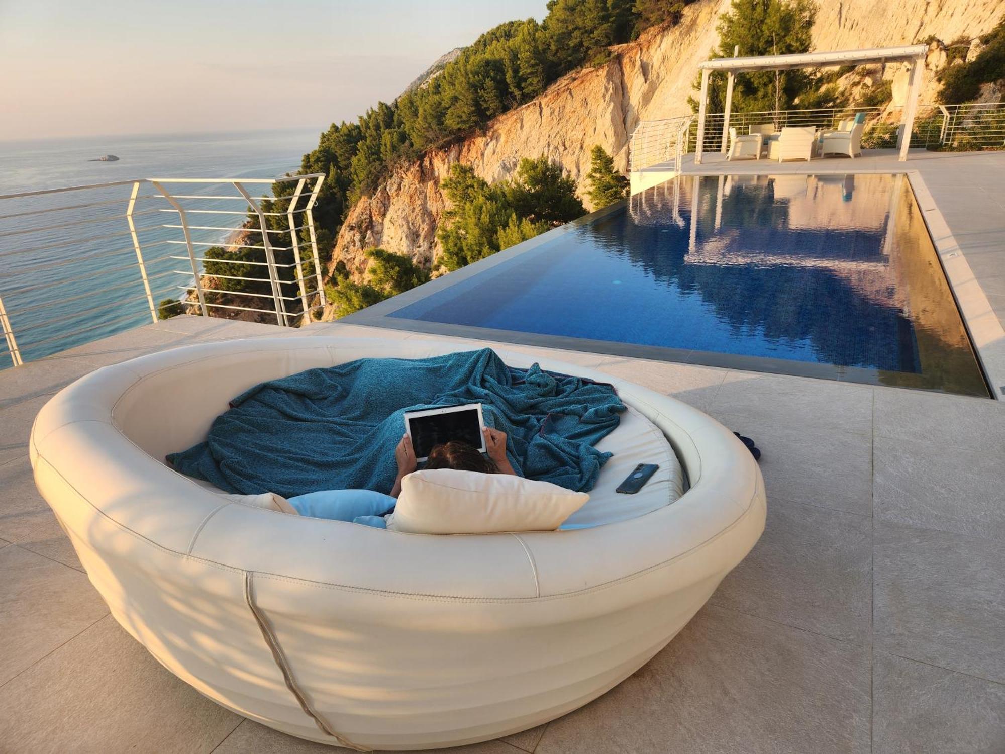 Okeanos Luxury Villas - Resort Athanion Ngoại thất bức ảnh